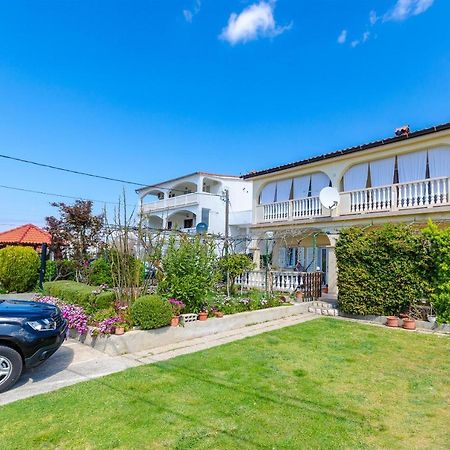 Apartments Mijatovic Lopar Exterior photo